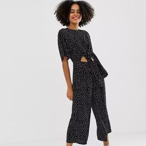 ASOS Glamorous Relaxed Jumpsuit with Tie Front in Polka Dot size 4